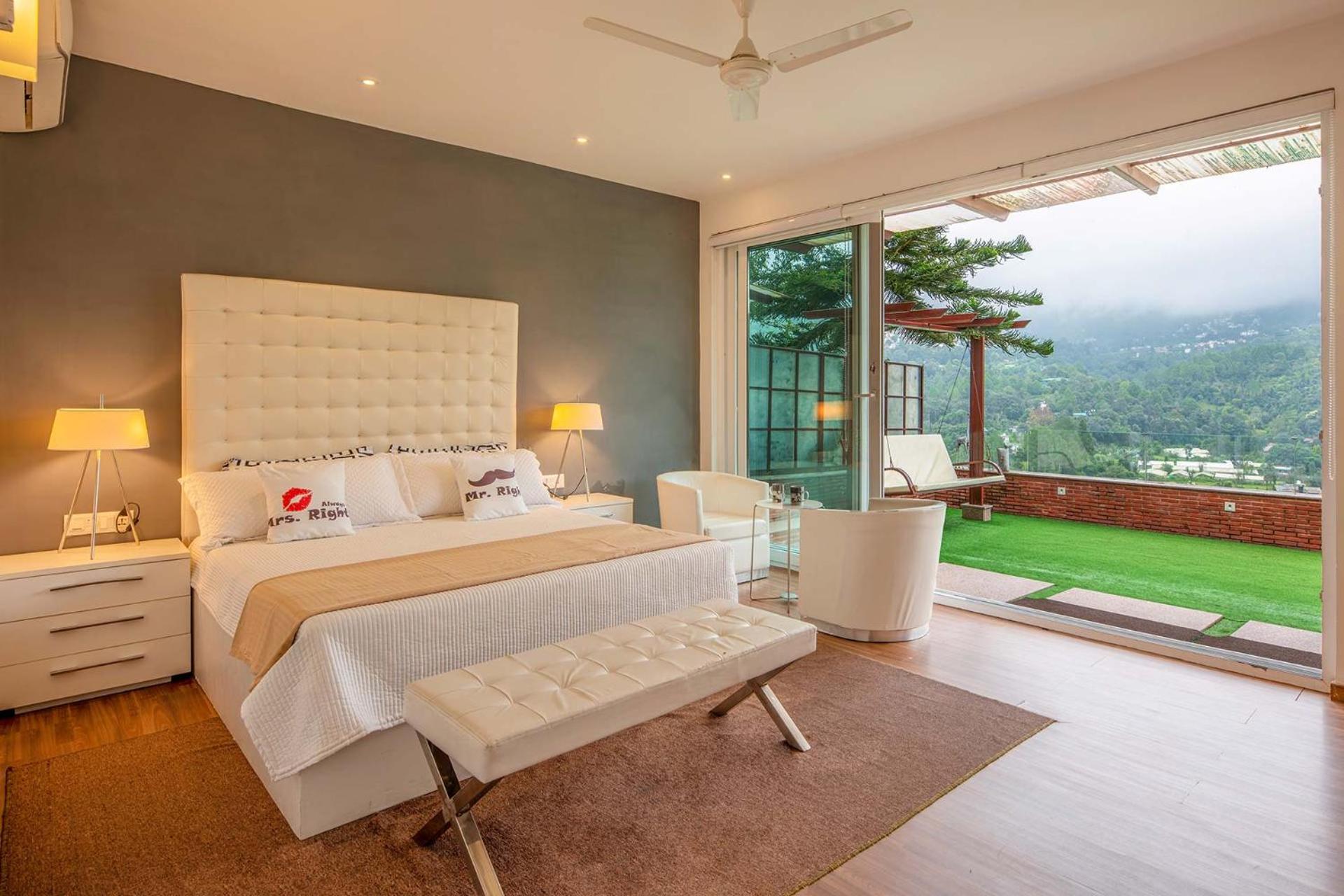 Stayvista At Oberoi'S Chalet Bhīm Tāl Exterior foto
