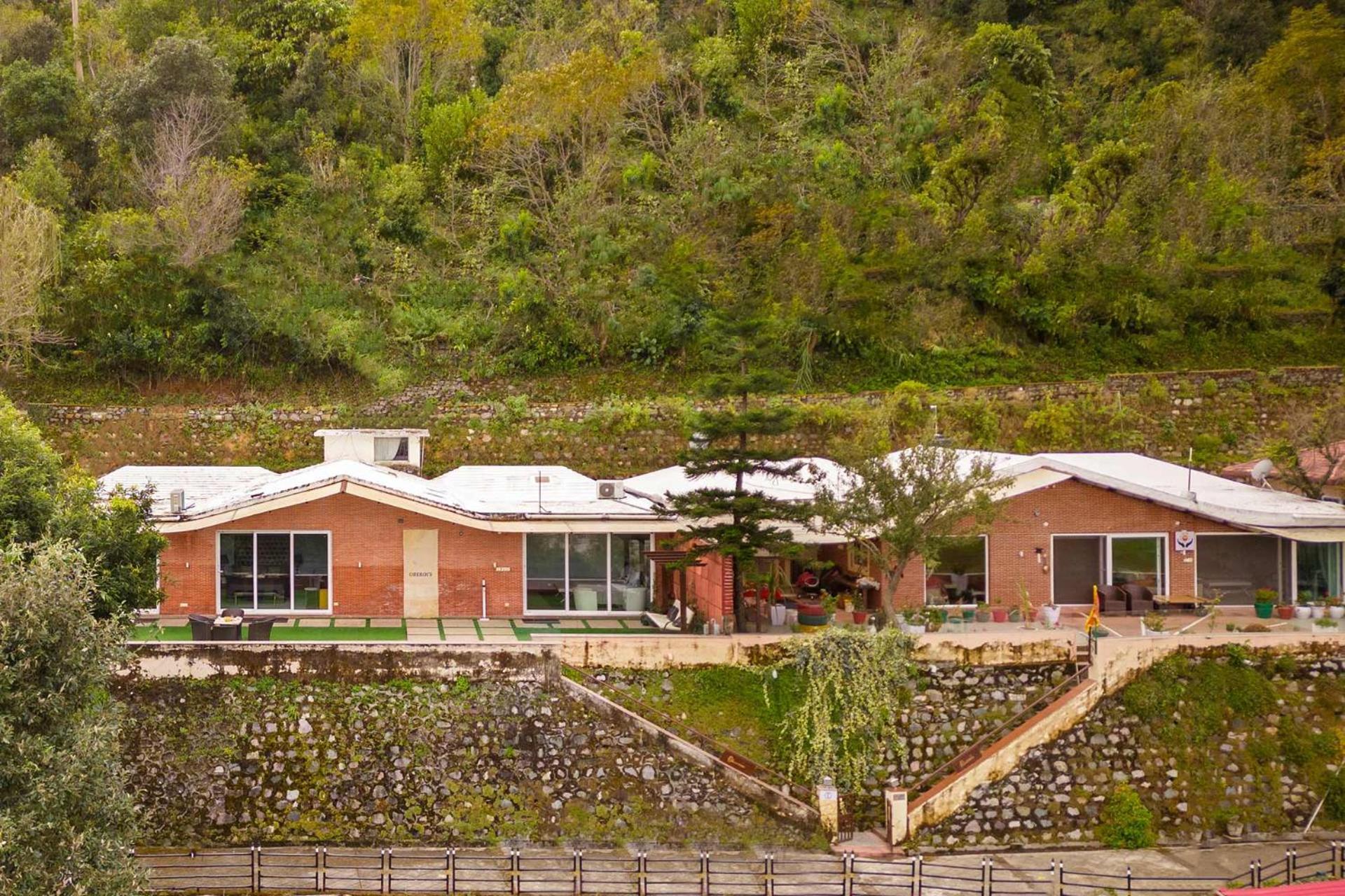 Stayvista At Oberoi'S Chalet Bhīm Tāl Exterior foto